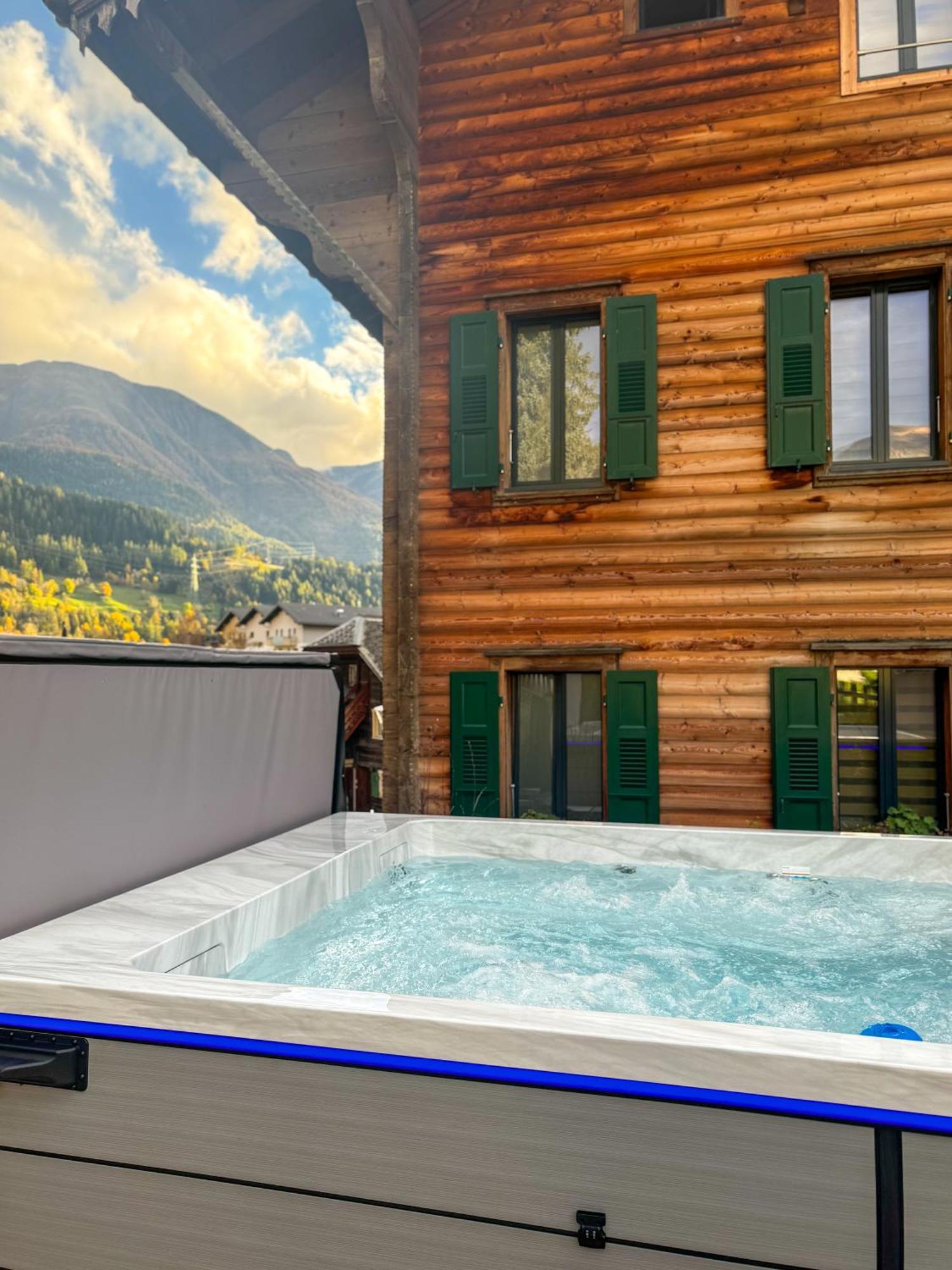 Zer Treichi Appartements Fiesch Bagian luar foto
