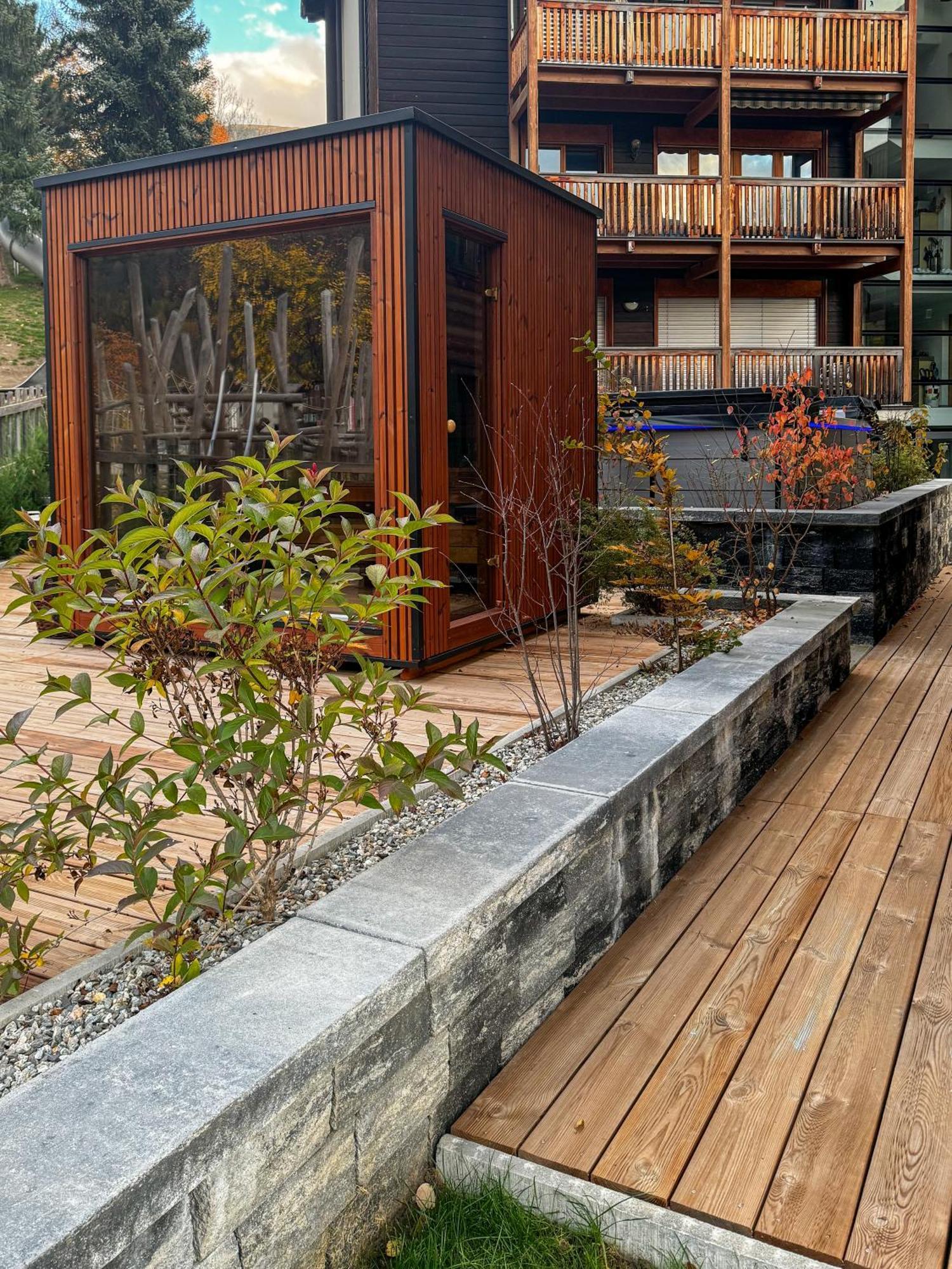 Zer Treichi Appartements Fiesch Bagian luar foto